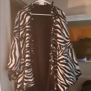 Black & White Zebra Cape